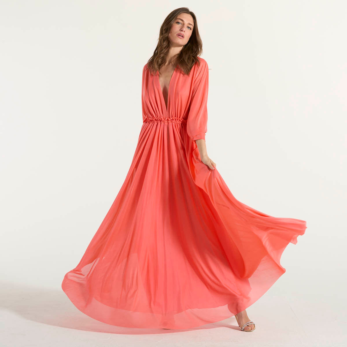 Pinko abito lungo con scollo profondo corallo