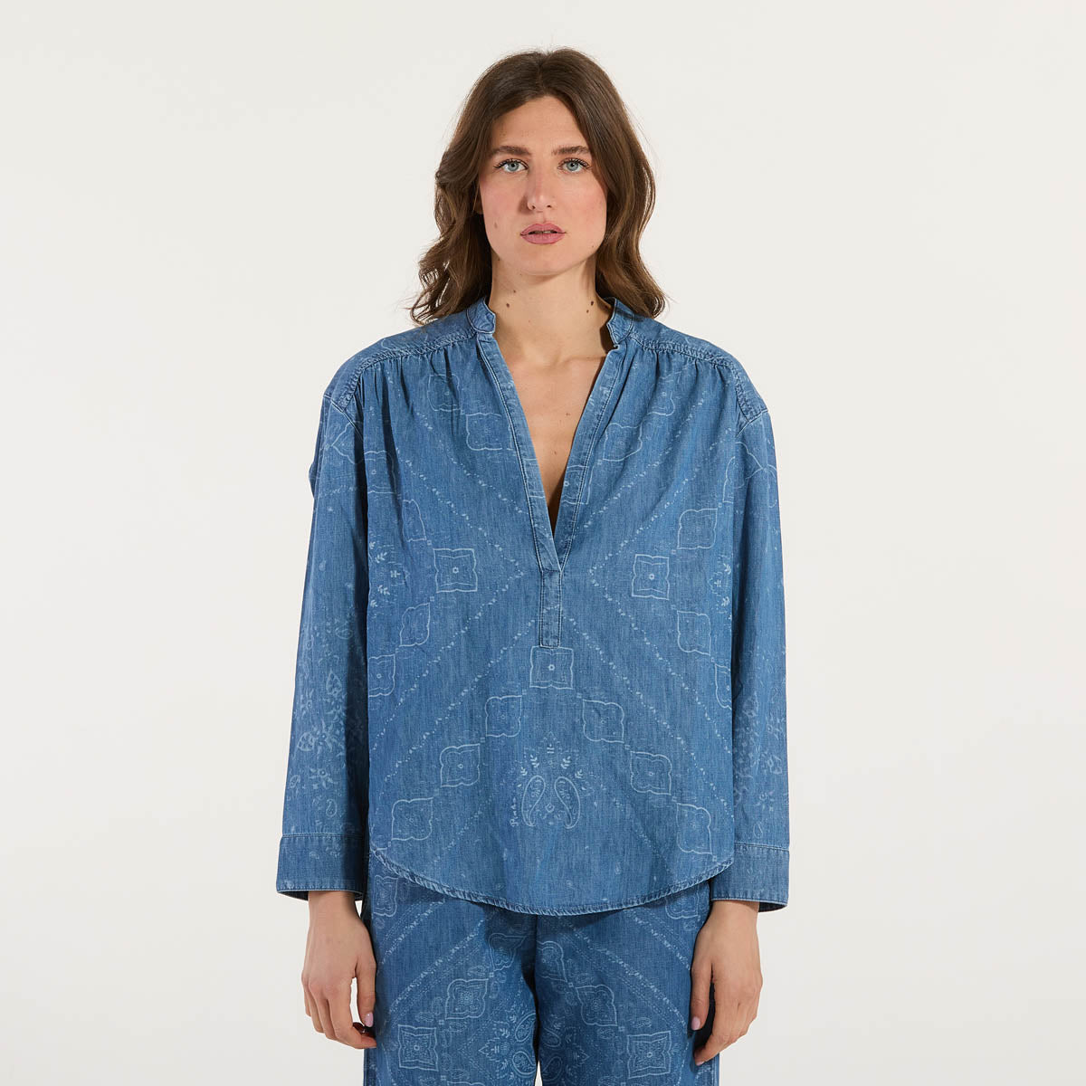 Pinko blusa denim stampa bandana