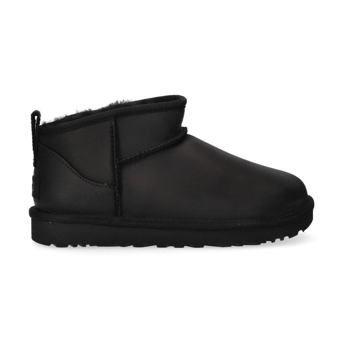 Ugg Classic Ultra Mini pelle nera