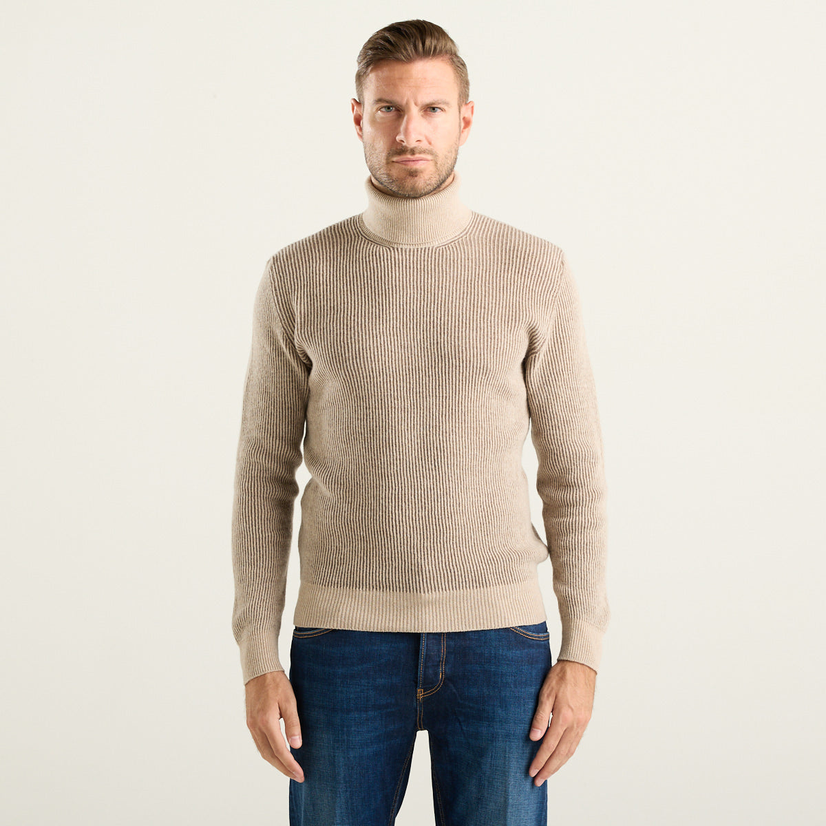 Circolo 1901 maglione dolcevita a coste beige