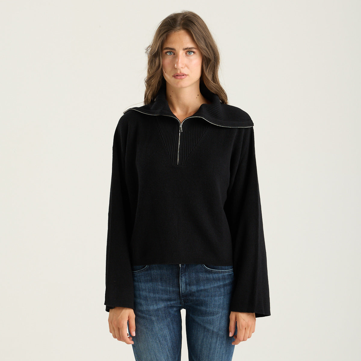 Solotre maglione in tessuto nero con zip argento