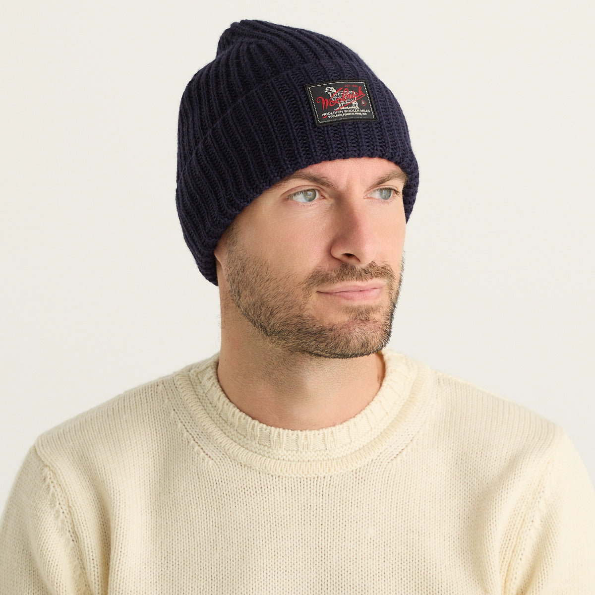 Woolrich Berretto Uomo Blu Navy in Maglia a Costine con Logo