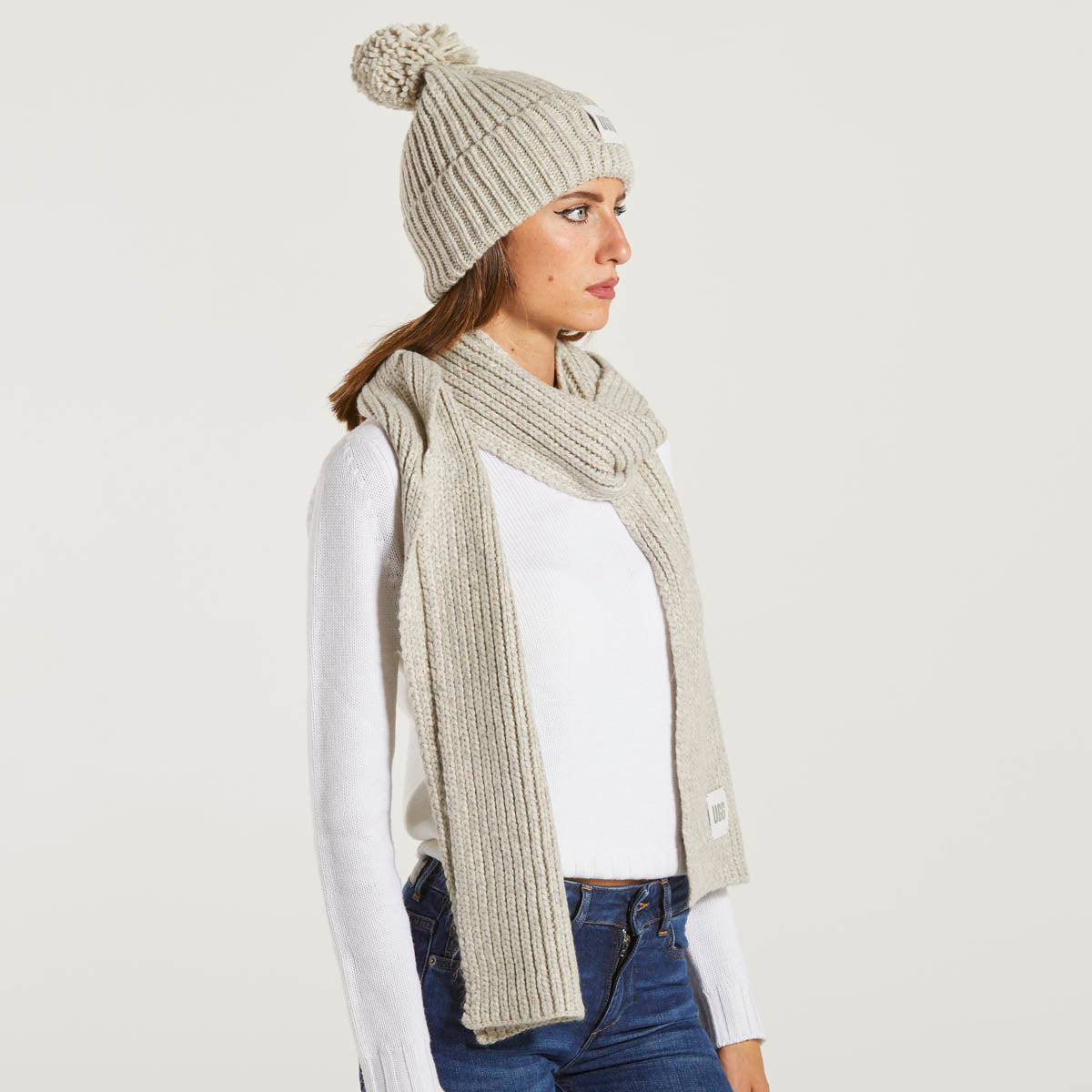 Ugg sciarpa lana logo grigio