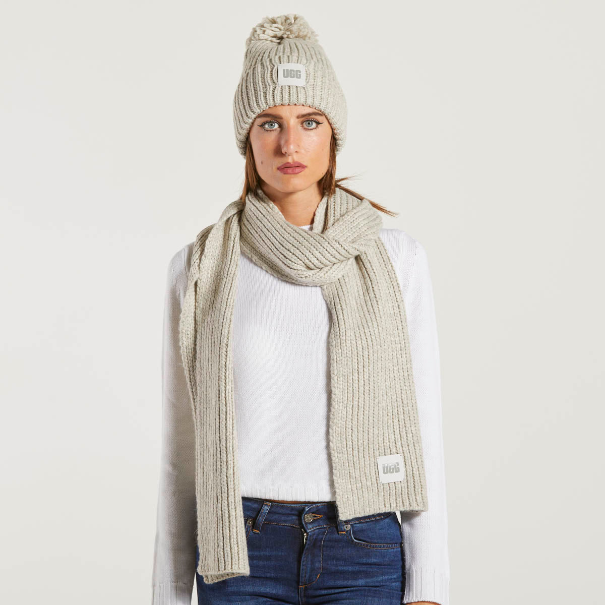 Ugg sciarpa lana logo grigio