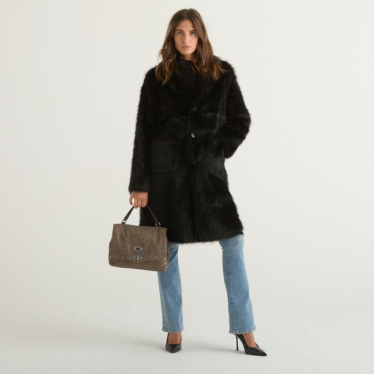 Blanche cappotto reversibile in eco montone nero