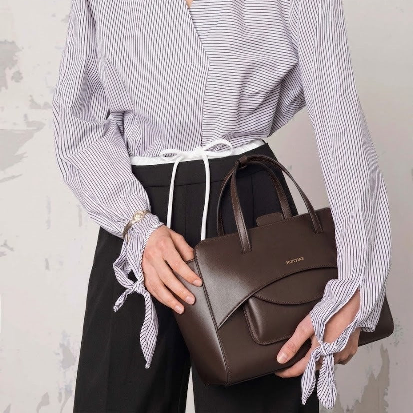 Hidesins borsa a mano Flap M in pelle testa di moro