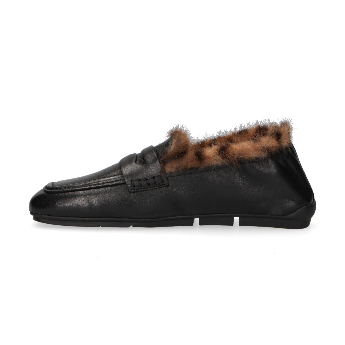 Ash mocassino Barkey Fur in pelle nero