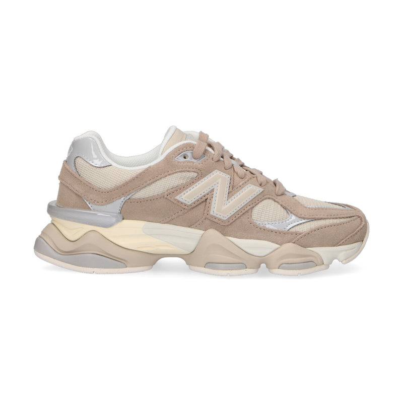 New Balance 9060 sneaker beige