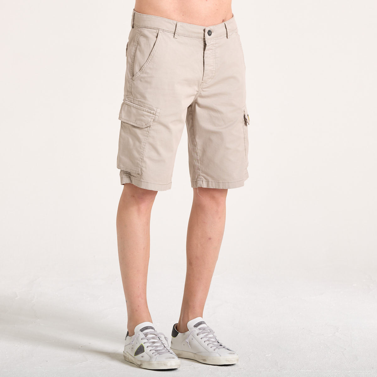 Lyle & Scott bermuda cargo in tessuto beige