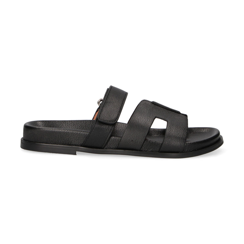 Bibi Lou sandalo con strappo in pelle nera