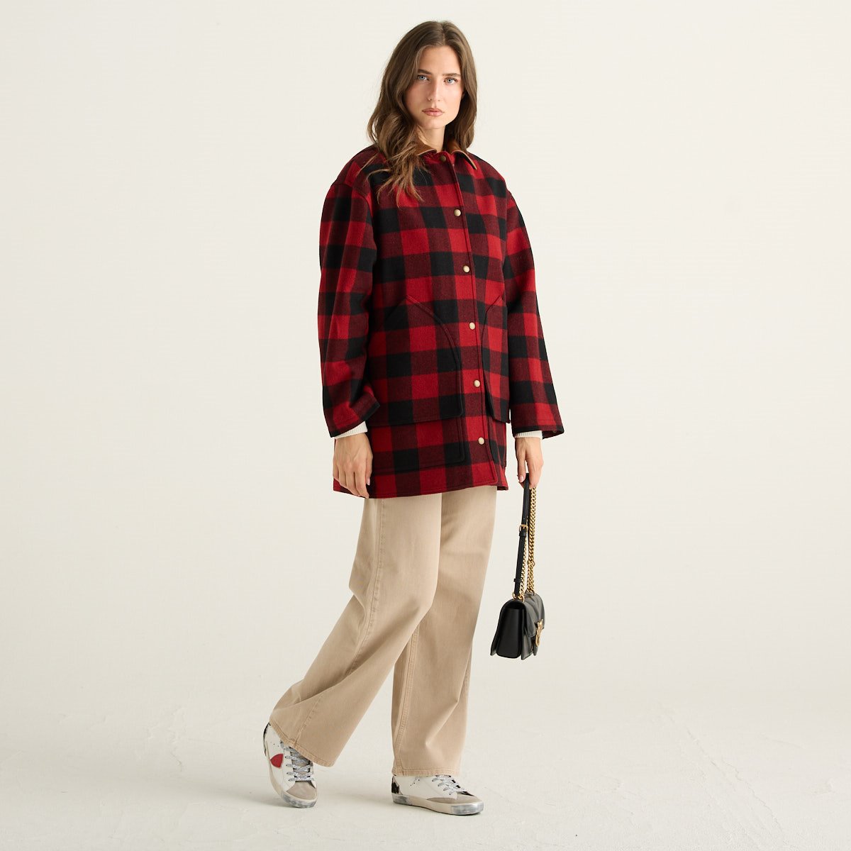 Woolrich Cappotto Barn Coat a Quadri Rosso e Nero in Lana con Colletto in Pelle