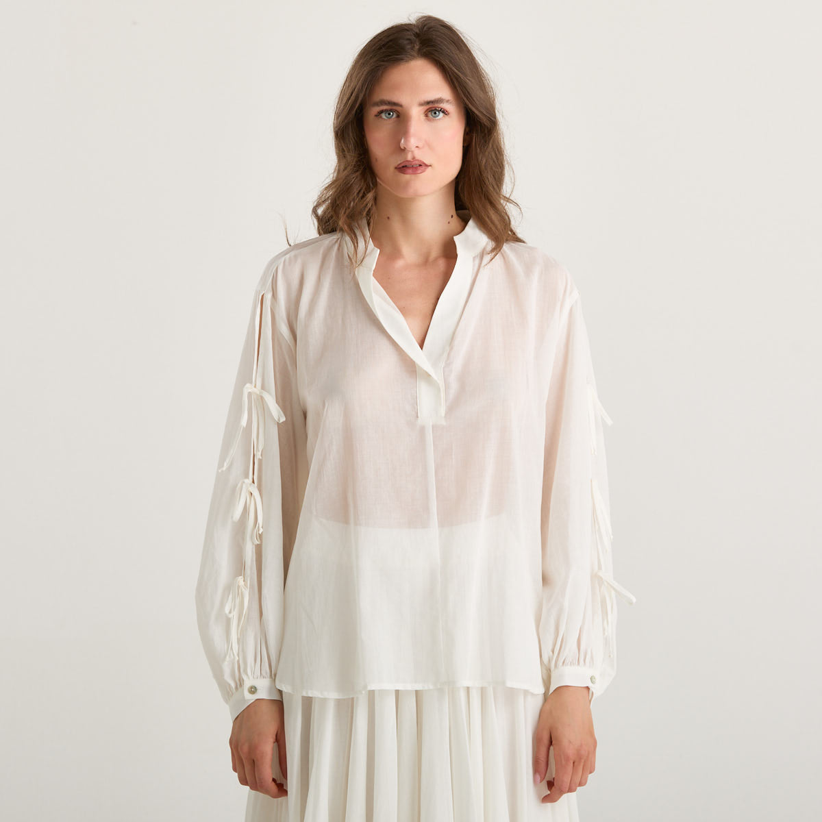 Philia Loft maglia in tessuto bianco