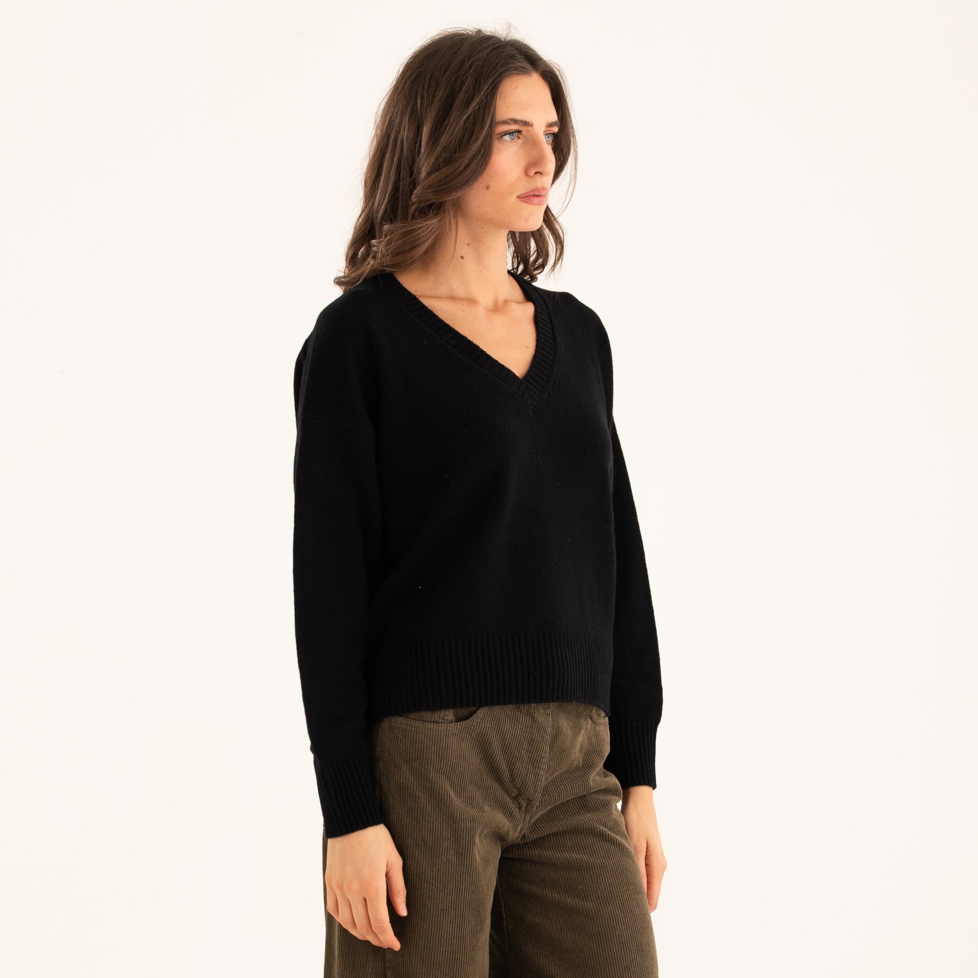 Souvenir maglione scollato a v nero