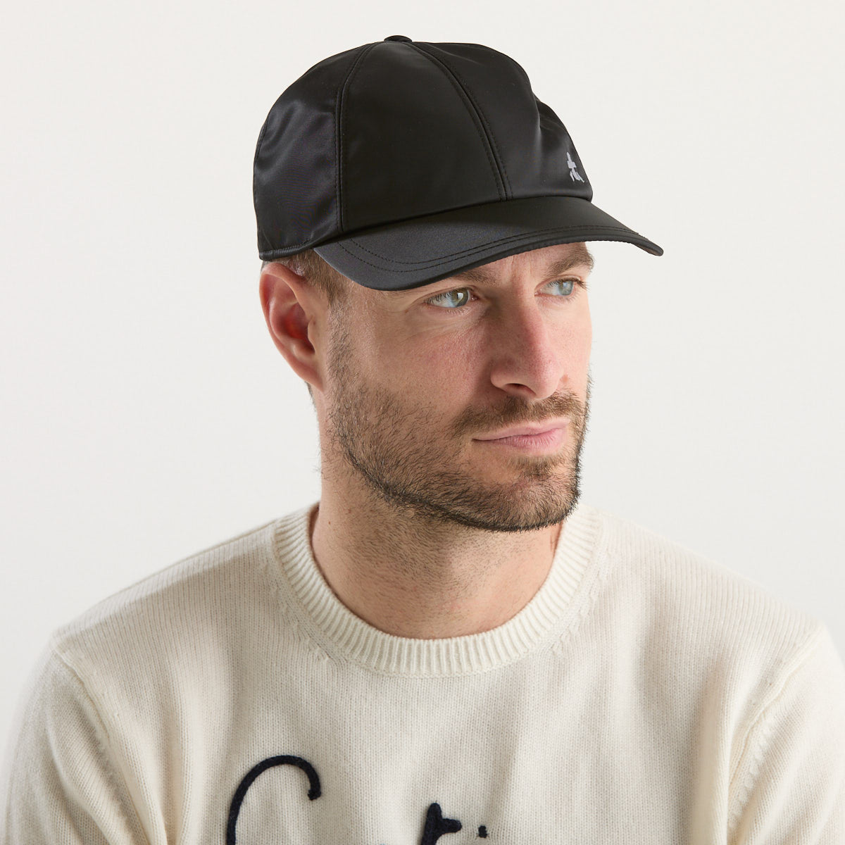 Premiata cappello con frontino logato tessuto nero