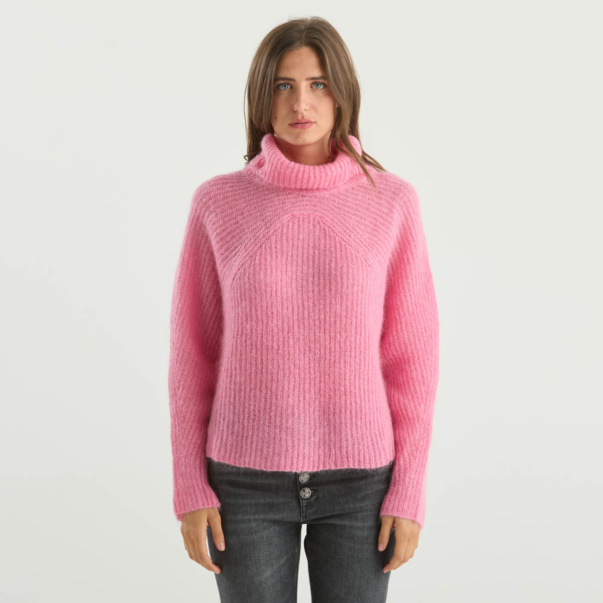 Solotre maglione morbido a collo alto rosa
