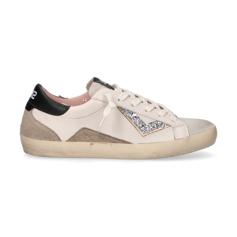 4B12 sneaker Suprime in pelle bianca con strass