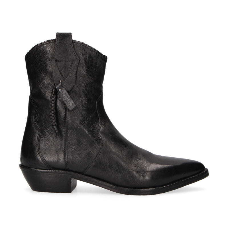 Zolfo tronchetto texano in pelle nero