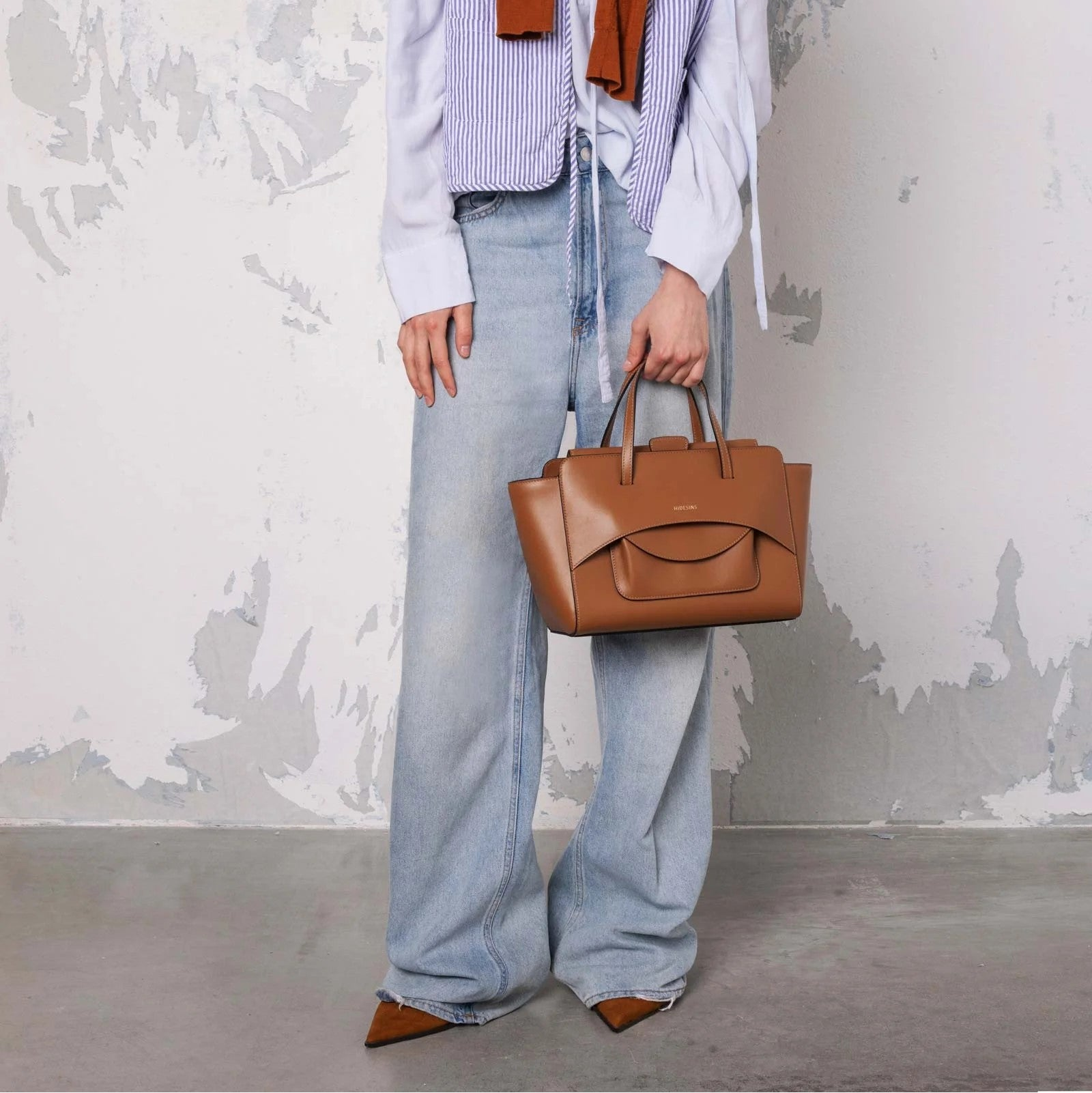 Hidesins borsa a mano Flap M in pelle caramel