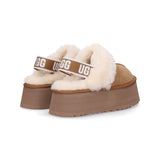 UGG Funkette camoscio chestnut