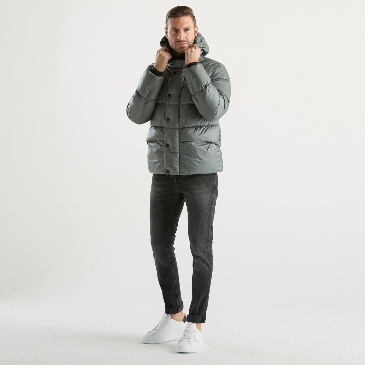 ADD piumino corto imbottito con cappuccio grigio