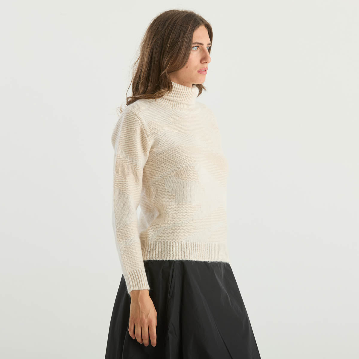 ADD maglione a collo alto in tessuto panna