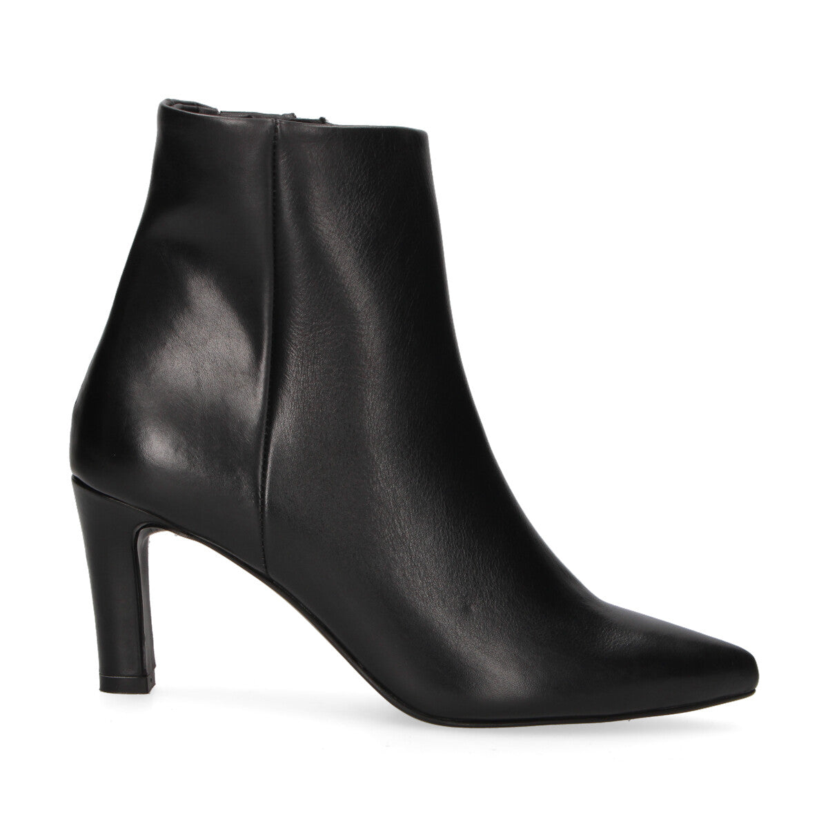 Grm Shoes tronchetto Mara in pelle nera