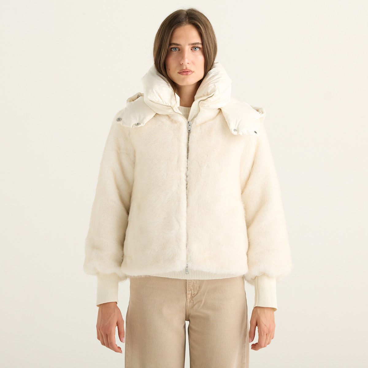 ADD Giacca Donna in Ecopelliccia Panna con Collo Alto