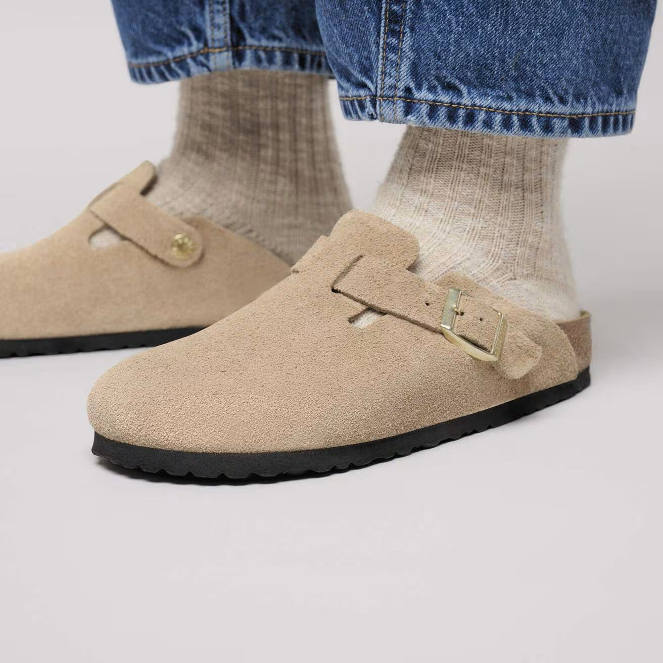 Birkenstock ciabatta Boston in pelle scamosciata beige chiaro
