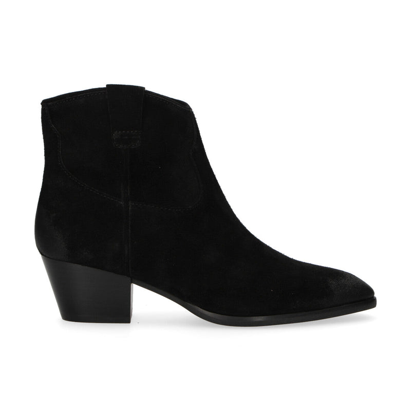 Ash tronchetto Fame in camoscio nero