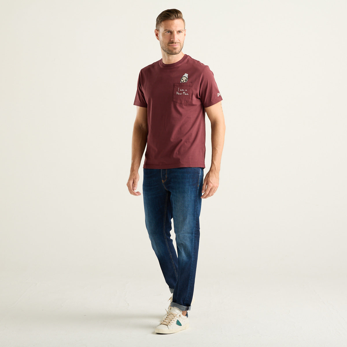 Mc2 Saint Barth t-shirt con ricamo "I am a New Man" in cotone bordeaux