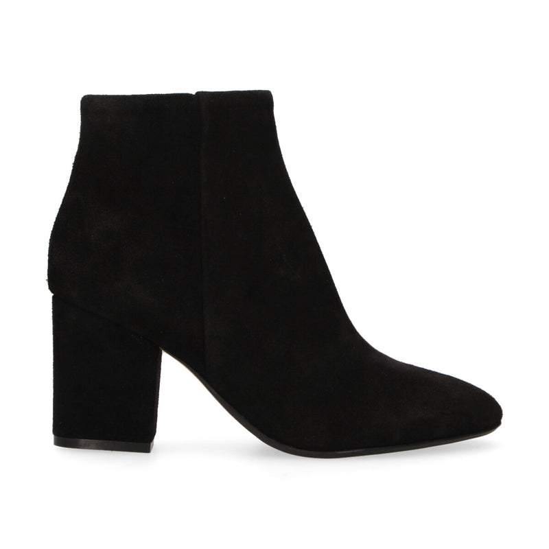 Anna F tronchetto in camoscio nero