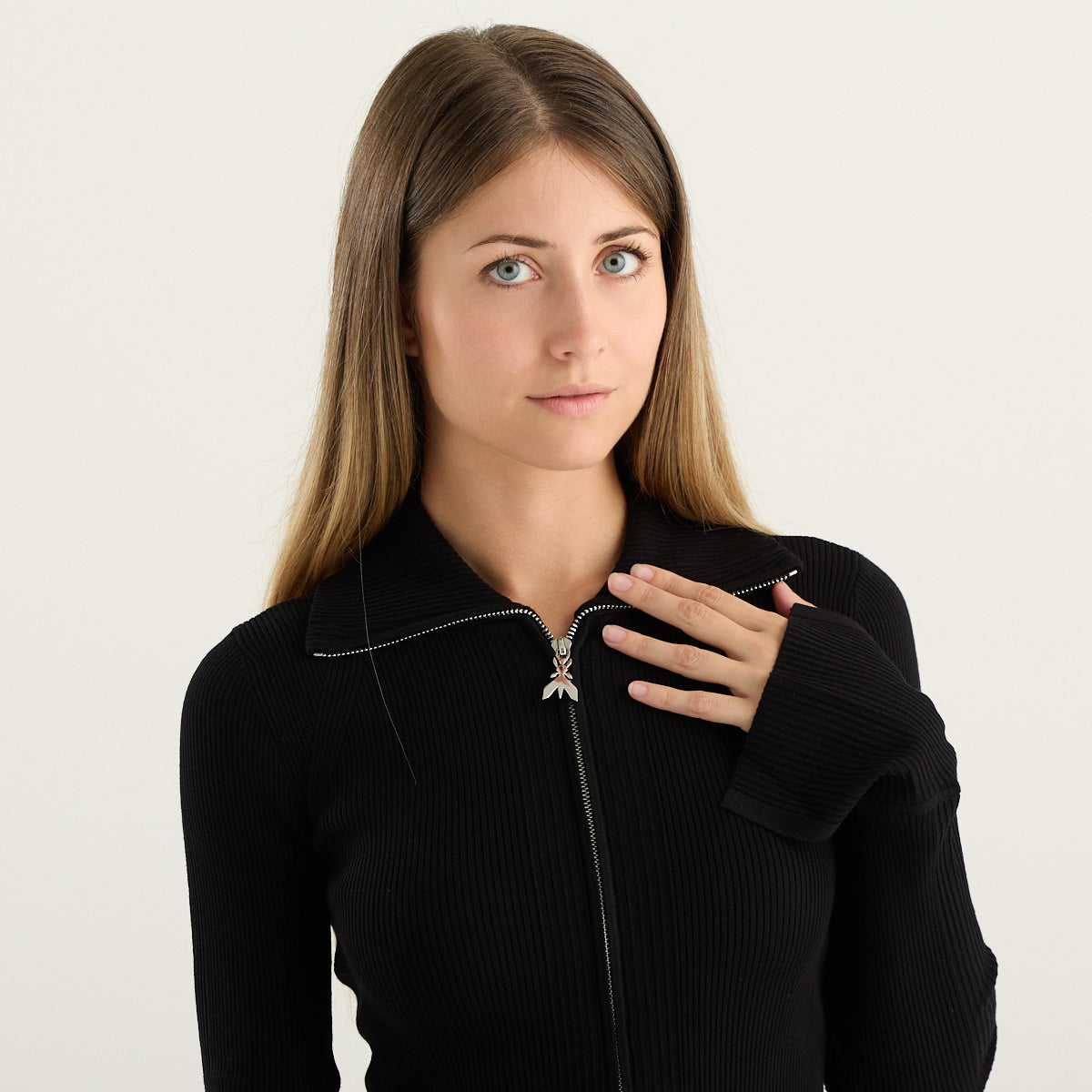 Maglia Slim Nera con Zip Patrizia Pepe