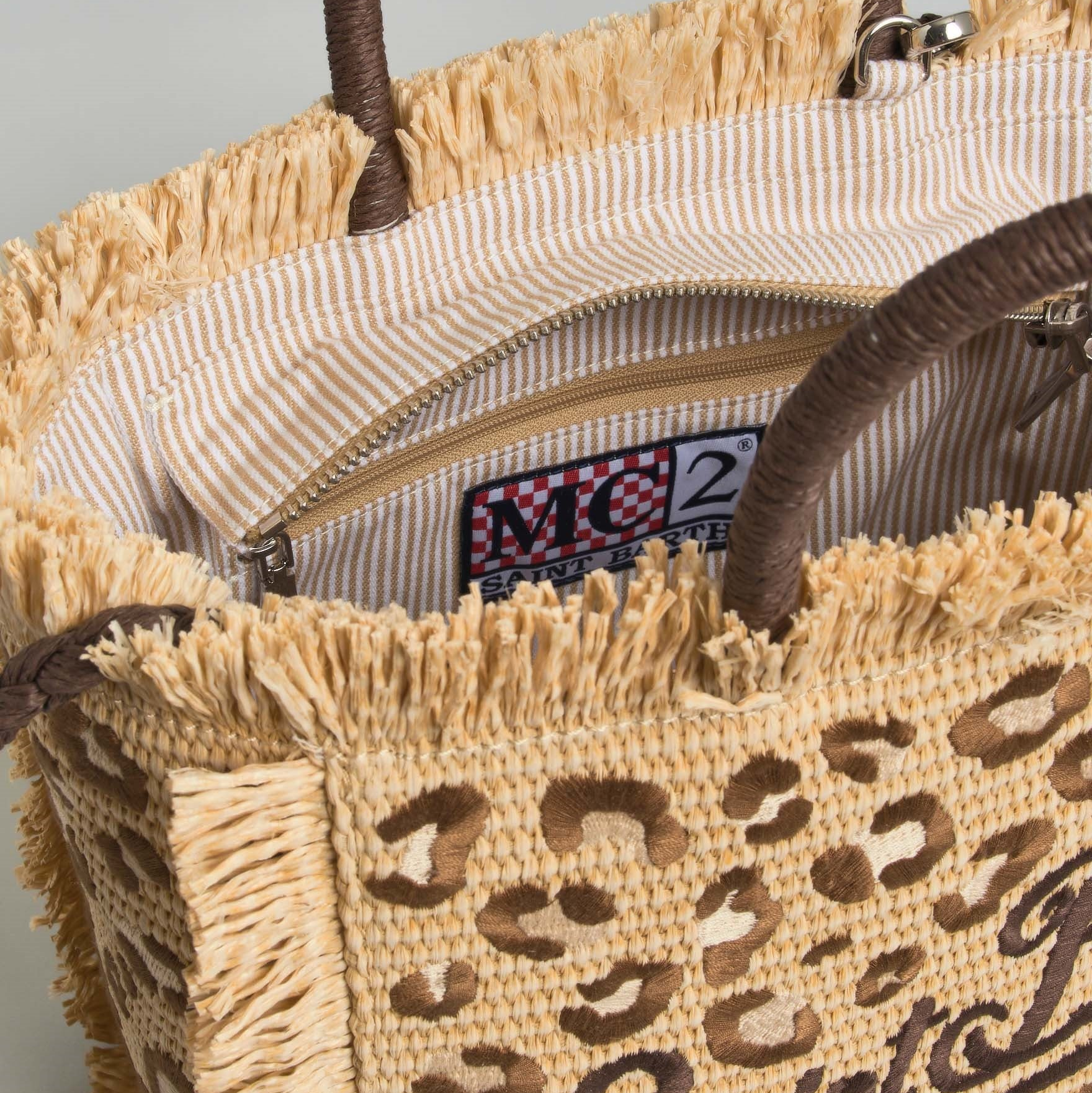 Mc2 Saint Barth colette in raffia con bordi sfrangiati e ricamo leopardato