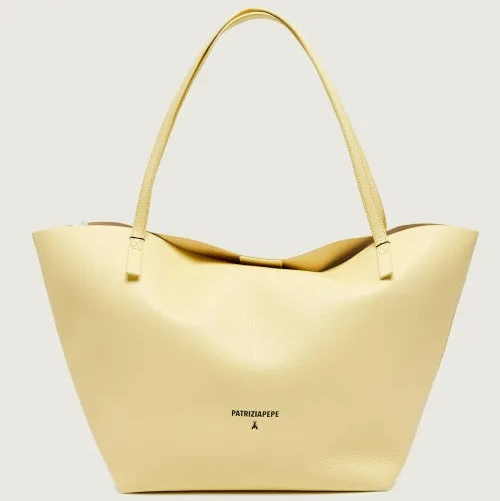 Patrizia Pepe borsa Shopping Never Complete in pelle martellata gialla