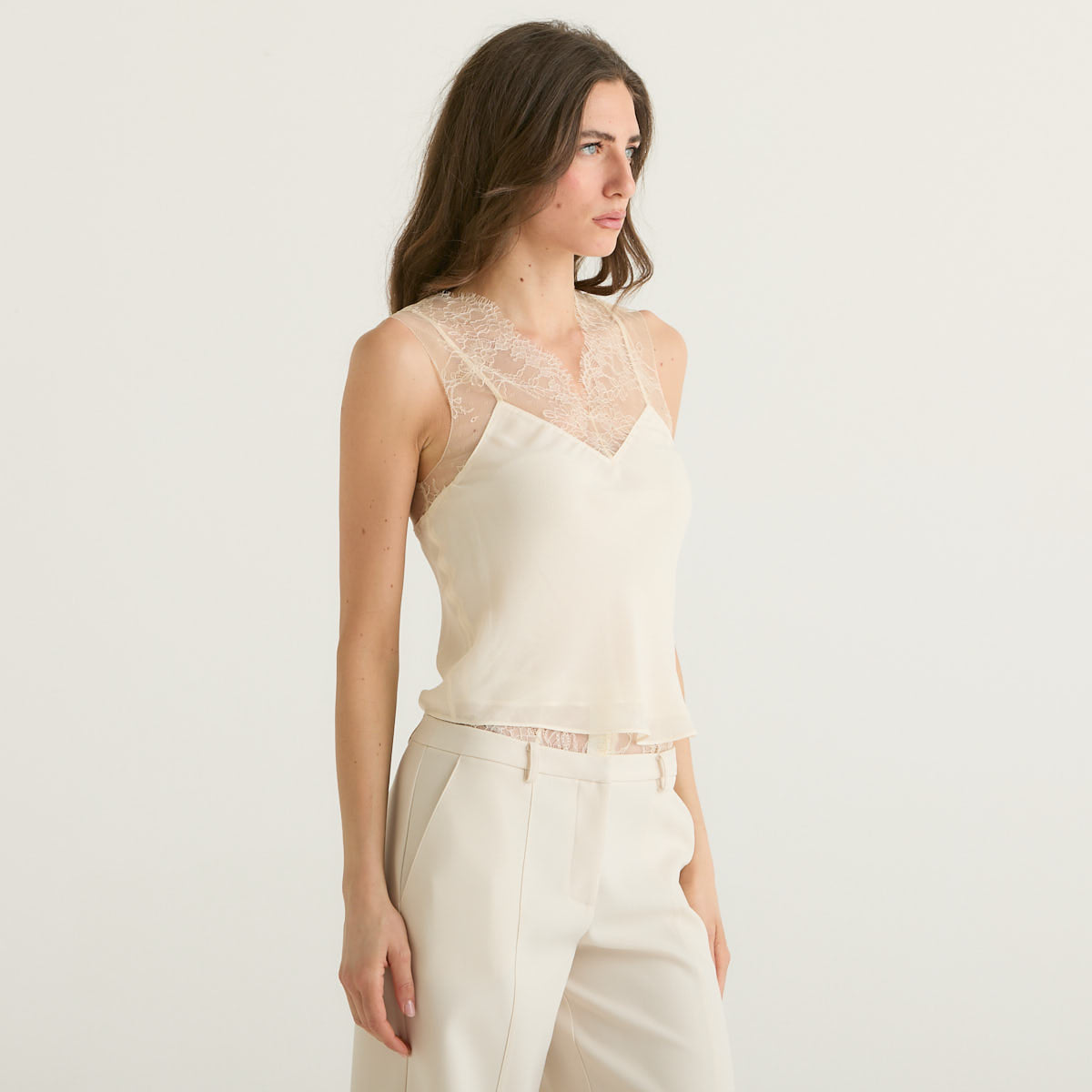 Patrizia Pepe top avorio con dettagli in pizzo