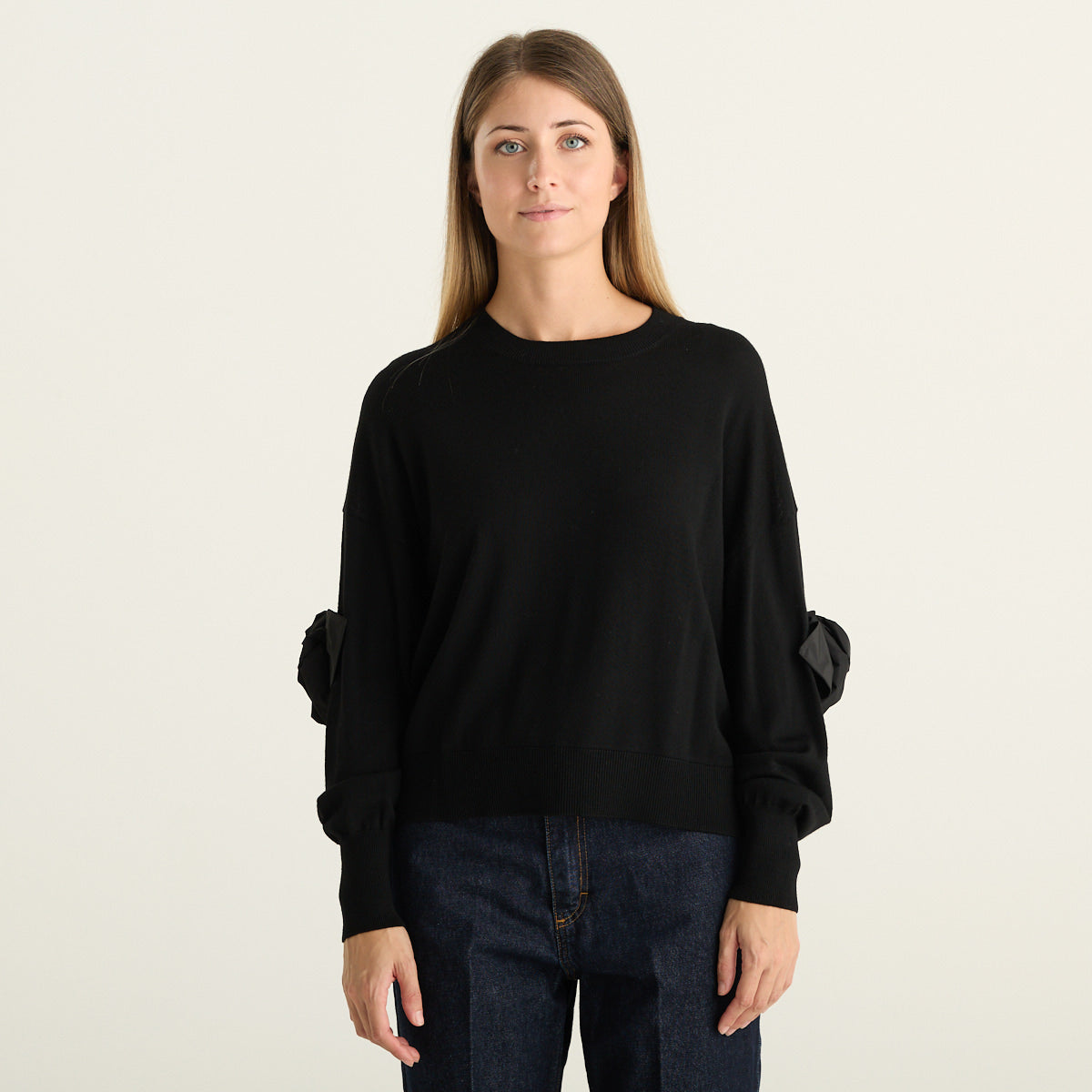 Mei Mei J Maglia Donna Nera con Fiocchi sulle Maniche e Girocollo