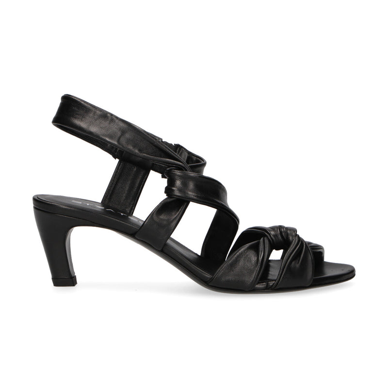 Strategia sandalo Scarlet in pelle nero