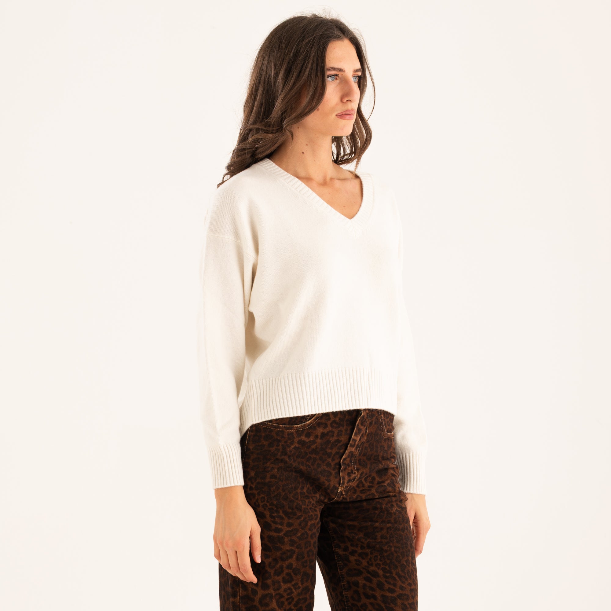 Souvenir maglione scollato a v panna