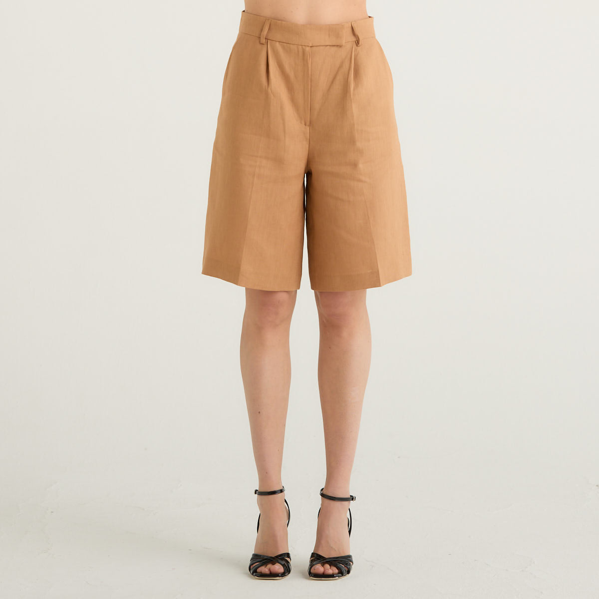 Actualee bermuda in tessuto cammello