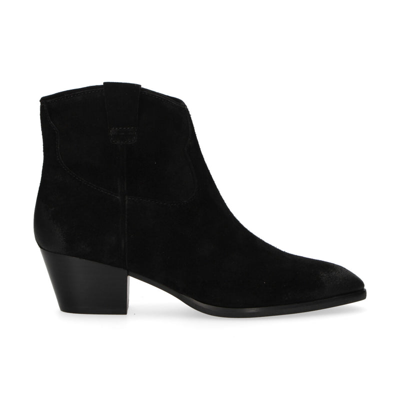 Ash tronchetto Fame in camoscio nero