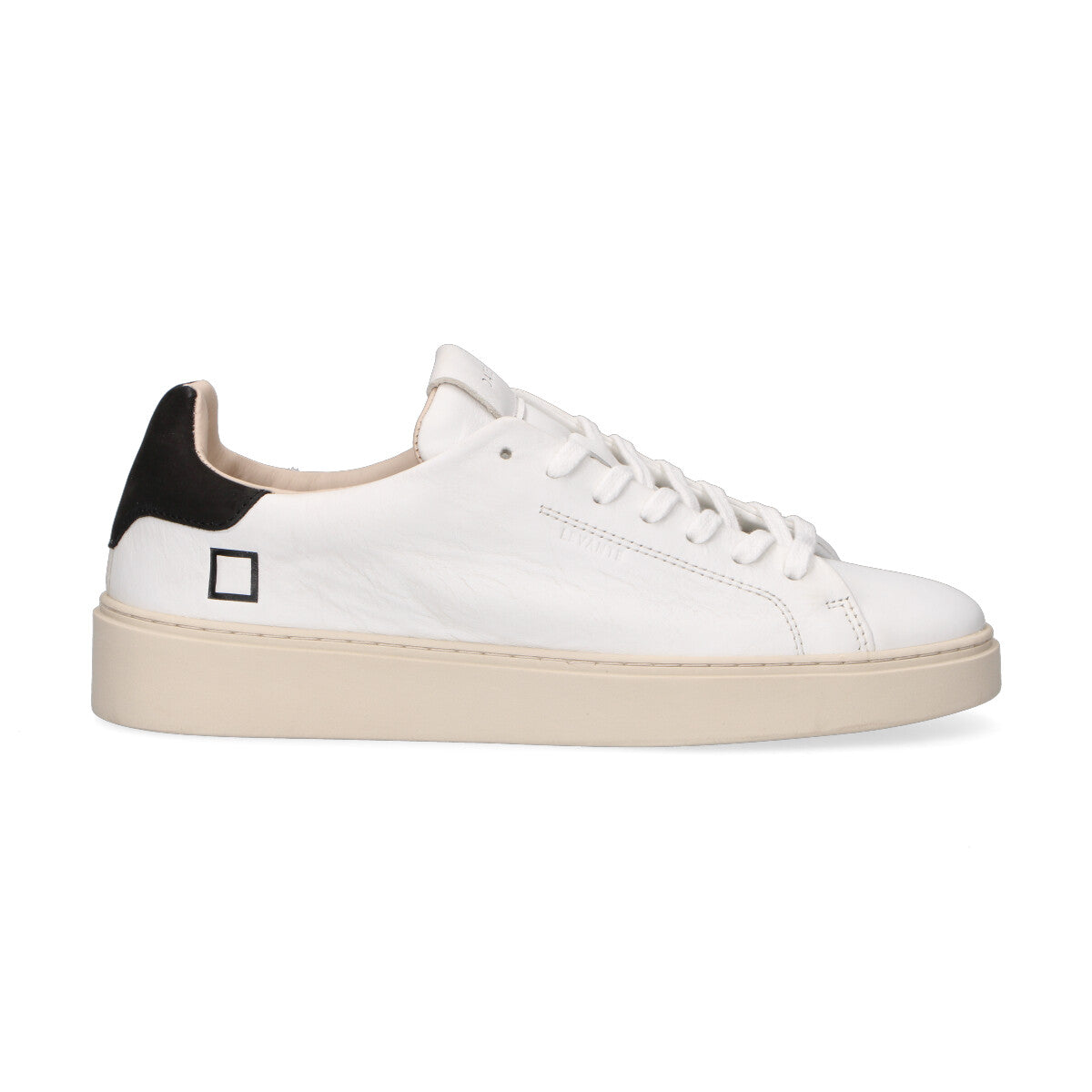 D.A.T.E. sneaker Levante pelle bianca nera