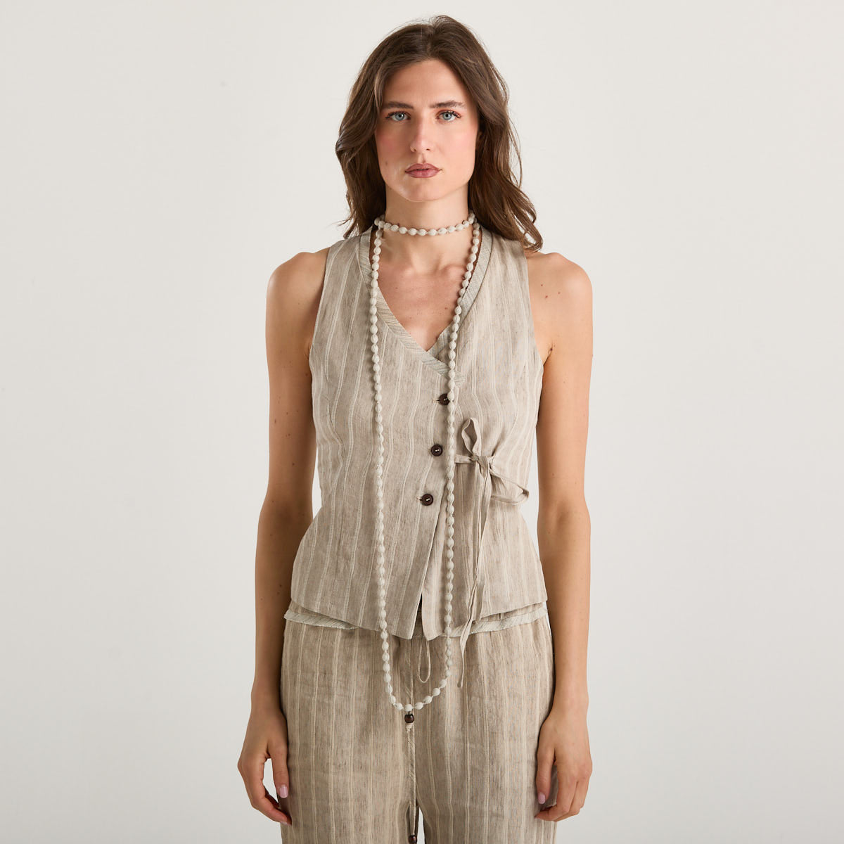 Souvenir gilet in tessuto gessato tortora