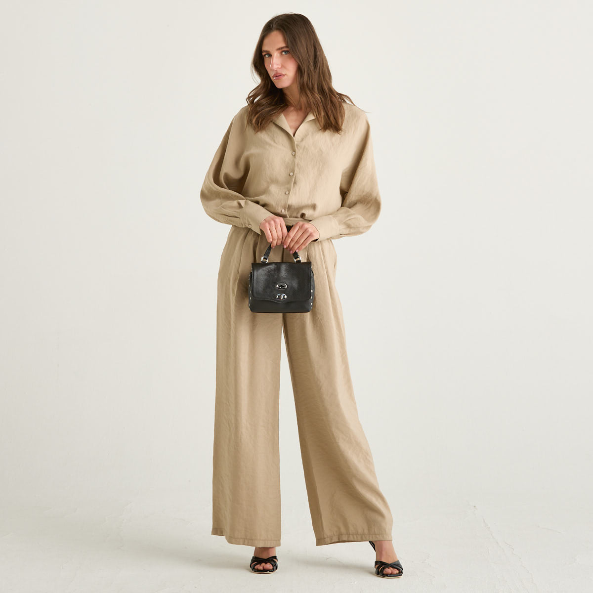 Philia Loft pantalone in tessuto leggero beige