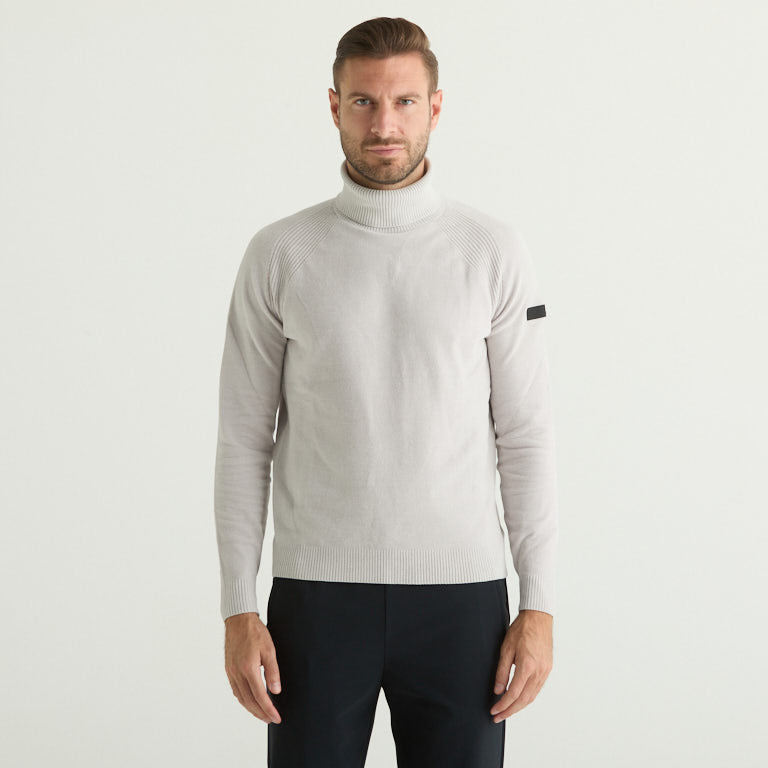 RRD dolcevita in tessuto tecnico panna