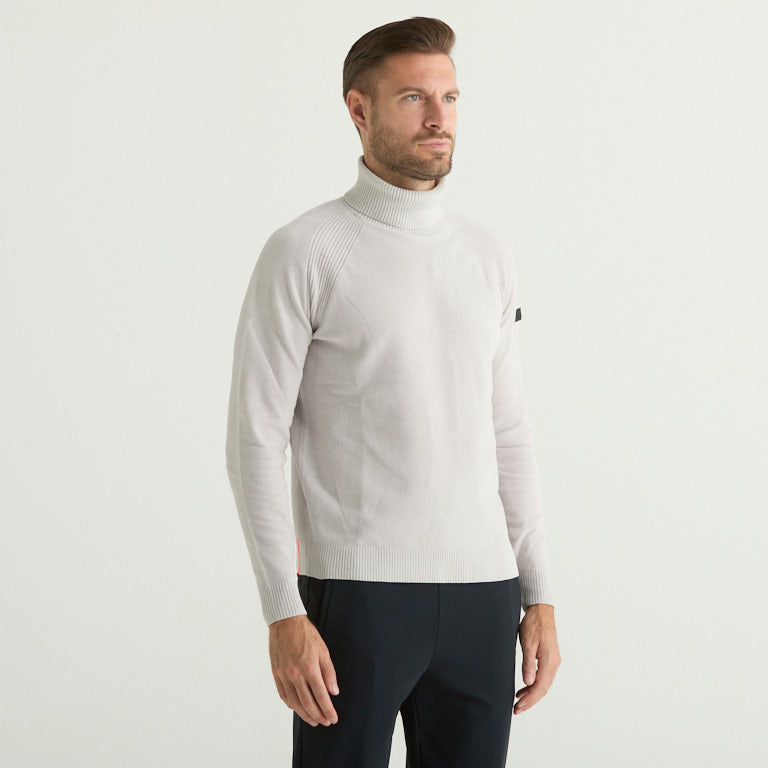 RRD dolcevita in tessuto tecnico panna