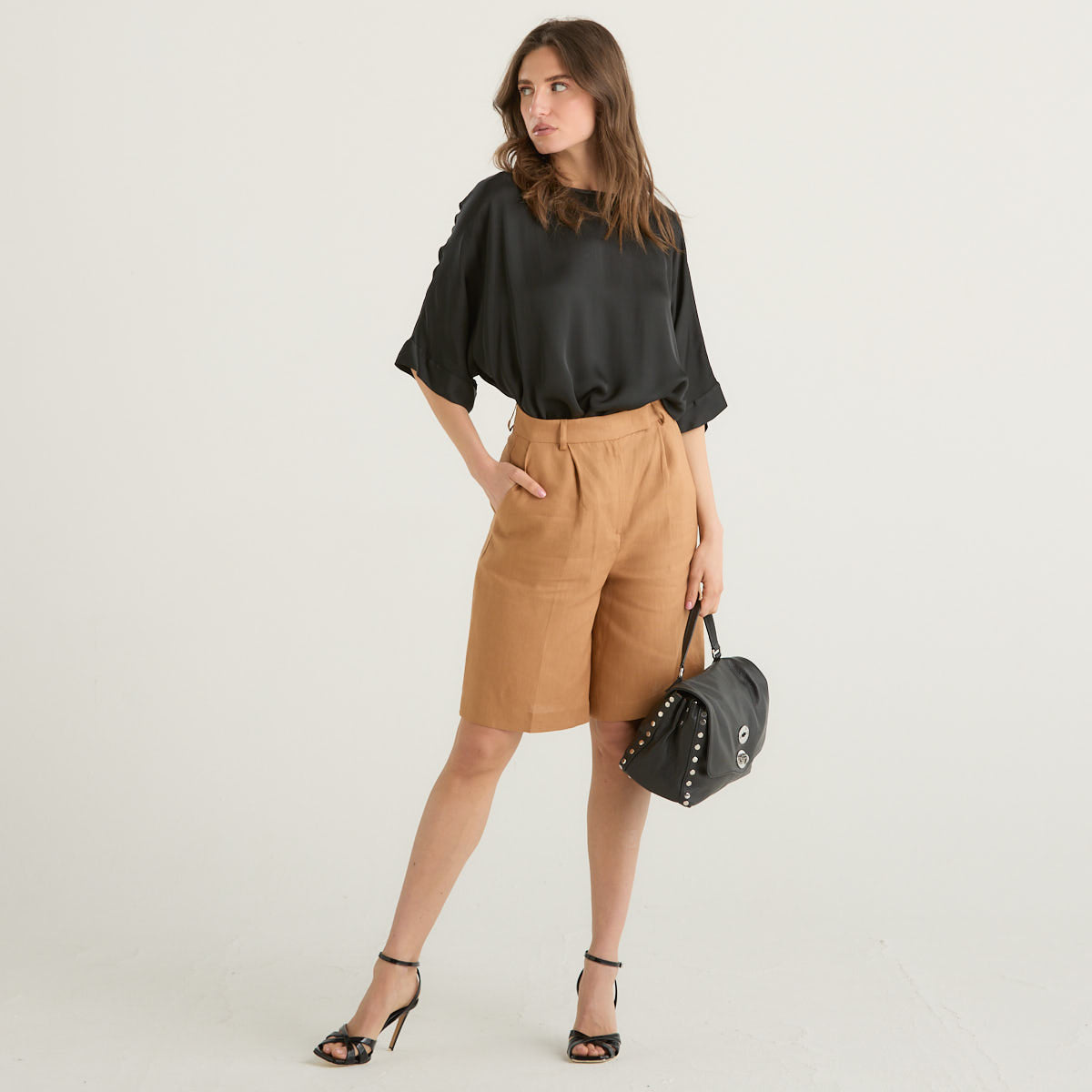 Souvenir maglia girocollo in tessuto nero