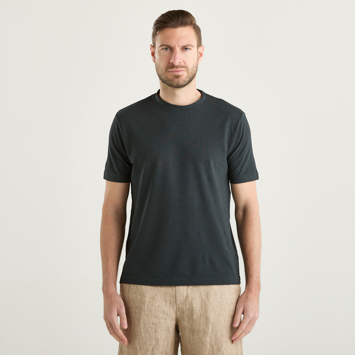 Wool & Co t-shirt girocollo in tessuto nero