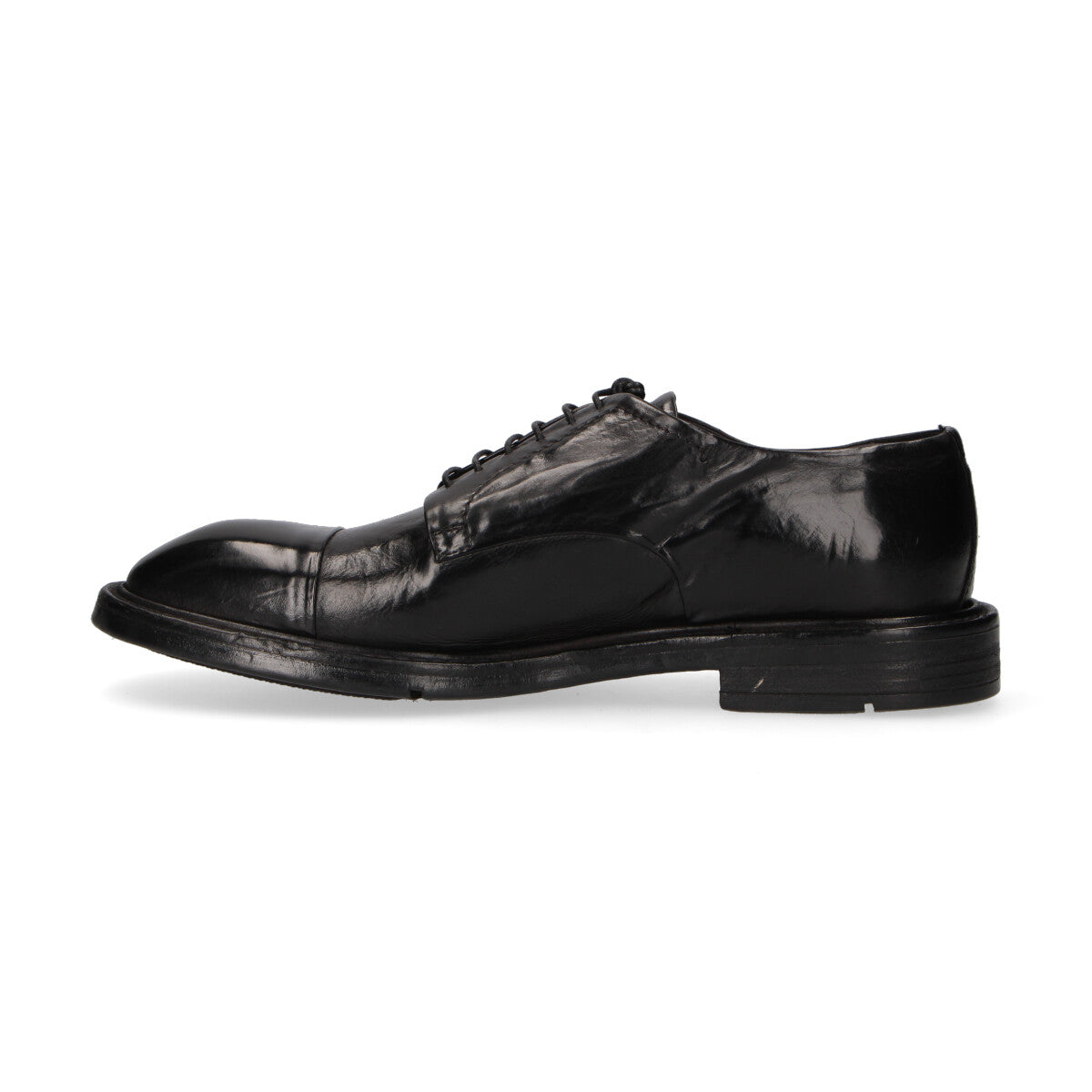 Lemargo stringata in pelle nera