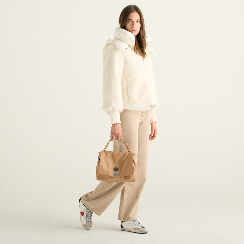 ADD Giacca Donna in Ecopelliccia Panna con Collo Alto