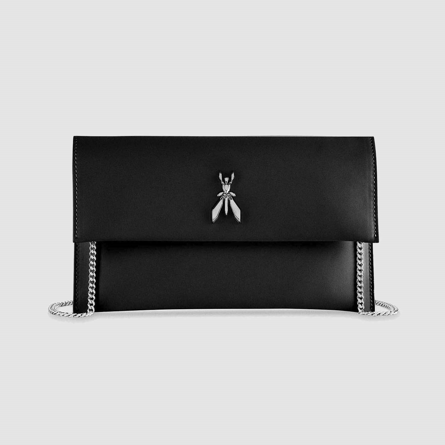 Patrizia Pepe pochette Fly in pelle nera
